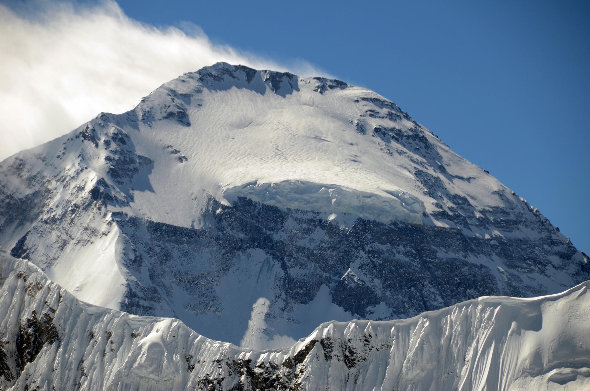 25 Dhampus Peak Summit Panorama Dhaulagiri North Face Close Up 